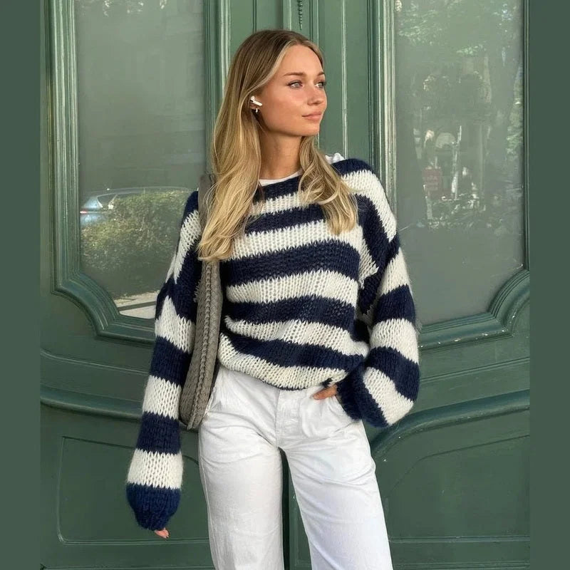 Women's casual striped sweater made of soft cotton blend, featuring a relaxed fit and crew neckline for everyday comfort.