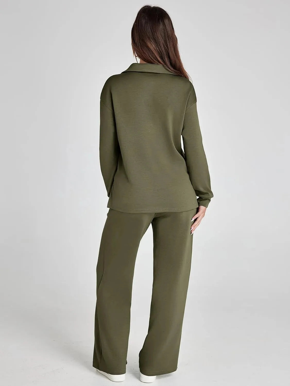 Lightweight cotton long-sleeve top paired with wide-leg pants, featuring a relaxed fit and casual, versatile style.