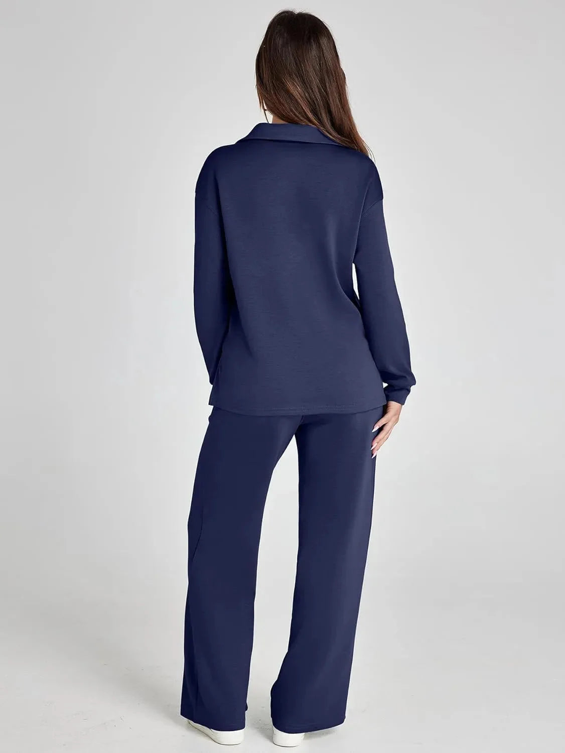 Women's relaxed fit long-sleeve top paired with wide-leg pants, crafted from soft cotton for comfort and a casual look.