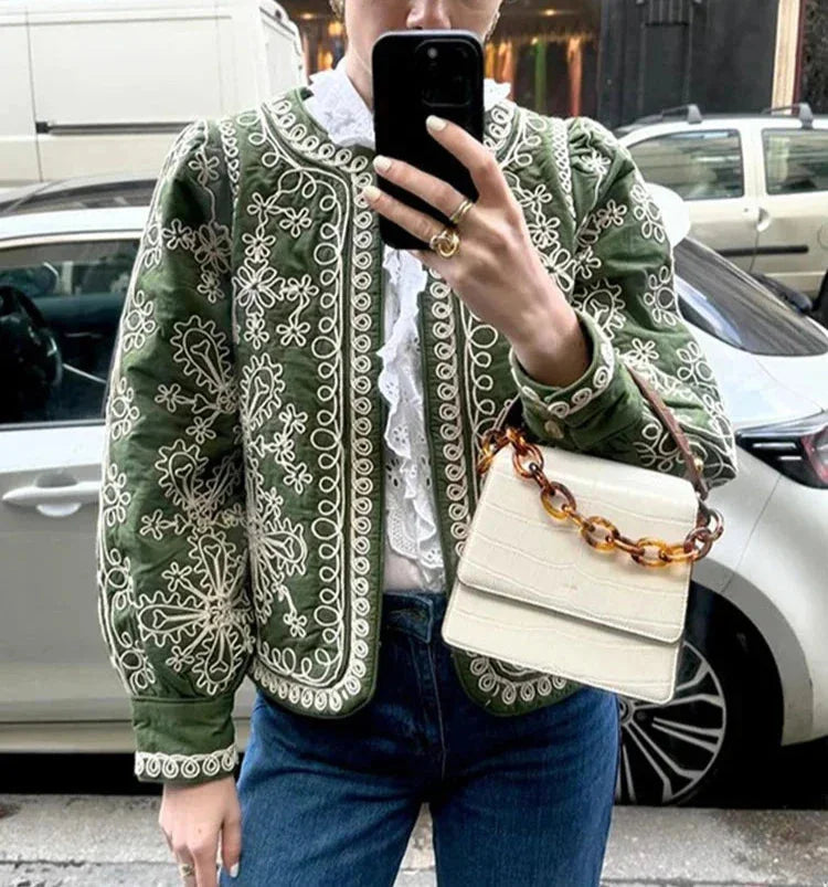 Alt text: Women's retro boho style quilted jacket in earthy tones, featuring a unique patchwork design and cozy, lightweight…