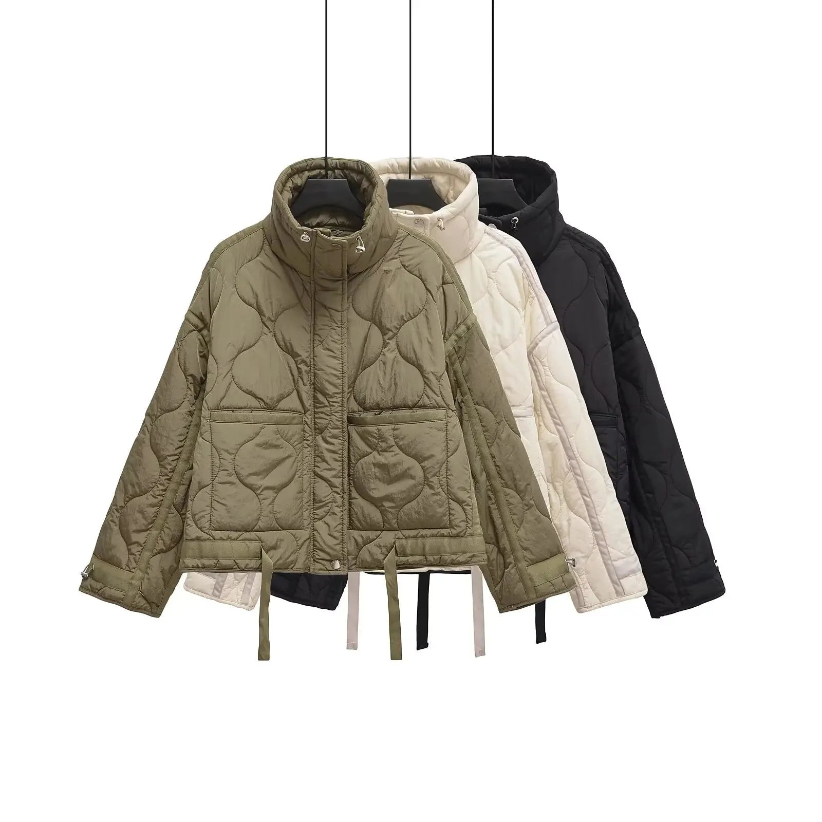 Women's winter high collar jacket in quilted fabric, featuring a loose fit for comfort and warmth during cold weather.
